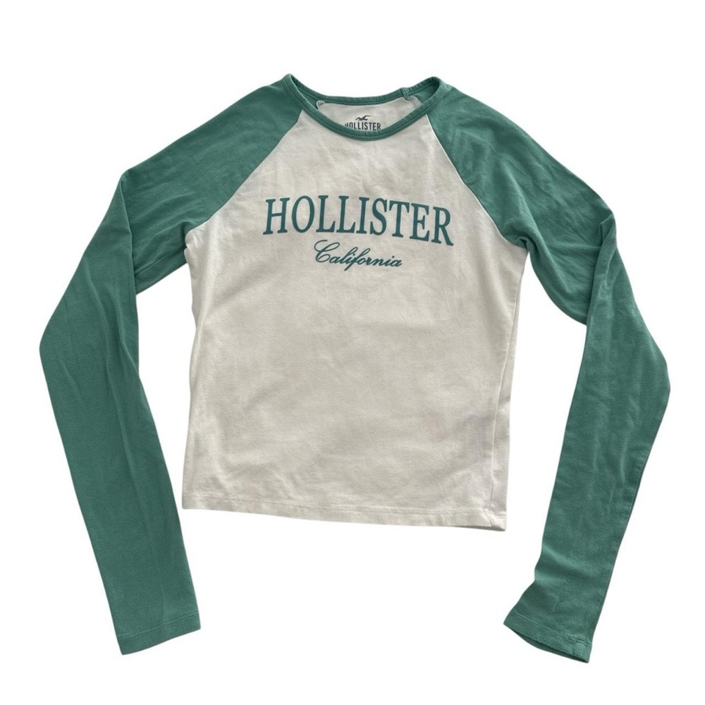 Hollister Co. teal long sleeve top #HollisterCo